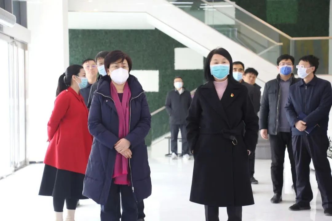 河南省科技廳黨組書記、廳長陳向平銀金達調(diào)研